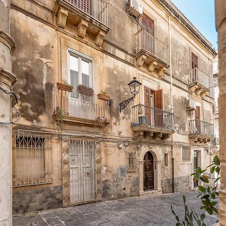 Suite San Tommaso - Ortigia Holidays シラクーサ エクステリア 写真